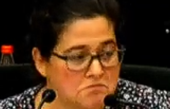 ארבל אסטרחן ותקום המלפפונית ותכה את הגנן