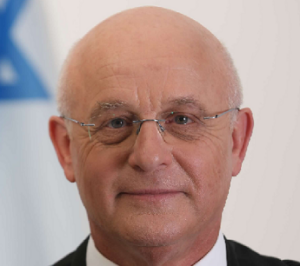 יעקב שפסר שופט קוקסי שגדל בפצריה הצבאית