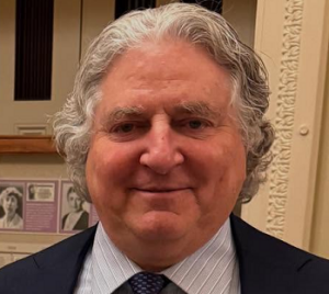 סיימון פאליק המעסיק של שמואל זיני