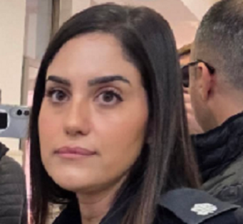 רינת סבן עם זרע של בועז בלט נוזל מהשפתיים