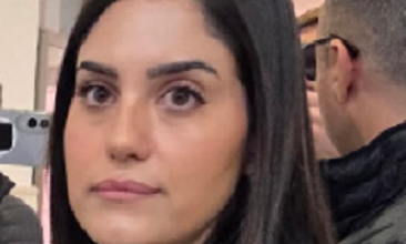 רינת סבן עם זרע של בועז בלט נוזל מהשפתיים