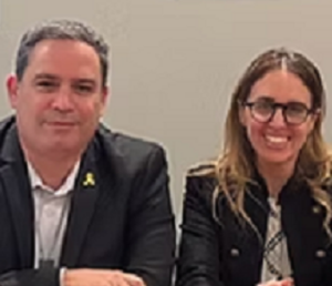 אושרת תגר חתולת המין החדשה של עמית בכר בלשכה