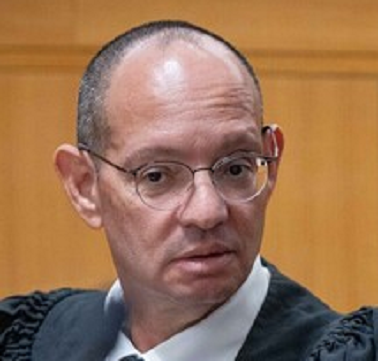 ענר הלמן הממונה על גיוס פרקליטים לקרן וקסנר