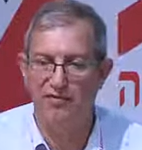 רון סוקול בתחת שלו 3 חורים