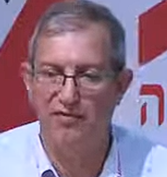 רון סוקול בתחת שלו 3 חורים