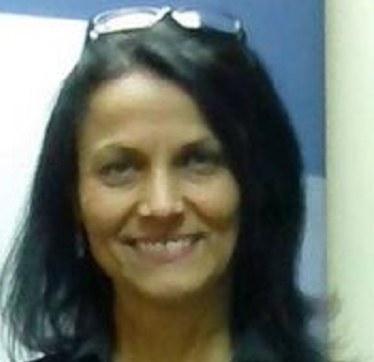 אליס גולדמן מטנפת על ביבי והלשכה בחיפה מזכה אותה