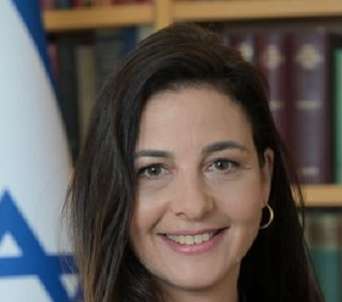 תמי קפלן כלבה פמיניסטית רעילה במשרד החוץ
