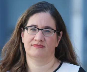 טלי מרקוס קיבלה גמול על מאמרים על חיי המין של לסביות