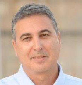 יוסי אלון פרקליט טיוחים ושקרים