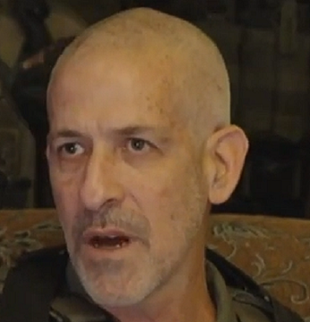 רונן בר ניהל את השבכ כמו בית קפה בגדד